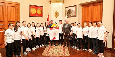 Kars’ta ANALİG Heyecanı: Vali Ziya Polat Sporcuları Ağırladı