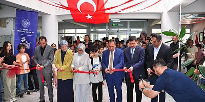 Kars'ta Bilim ve Sanat Şenliği Açılışı Düzenlendi