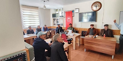 Kars’ta Çiftçilere Şarbon Eğitimi Verildi