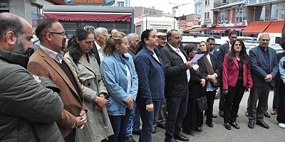Kars’ta DEM partililer, Kobani Davasını protesto ettiler