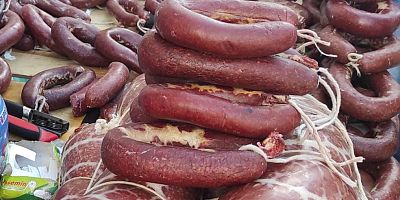 Kars'ta Dışarıdan Getirilen Etiketsiz Sucuk Satanlara Ceza Yağdı