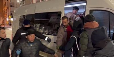 Kars’ta Düzensiz 16 Yabancı Uyruklu Şahıs Yakalandı