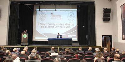 Kars’ta eğitim yöneticilerine bilgilendirme toplantısı yapıldı