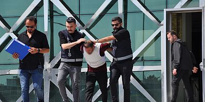 Kars'ta firari cinayet zanlısı Tır'la yurtdışına kaçarken yakalandı