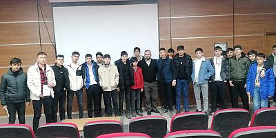 Kars'ta Gençlere Kudüs Semineri düzenlendi.