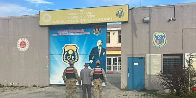 Kars'ta haklarında hapis cezası bulunan şahıslar mahkemece tutuklandı