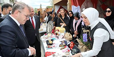 Kars'ta Hayat Boyu Öğrenme Sergisi Açıldı