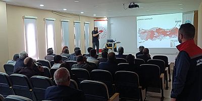 Kars’ta Hayvan Yetiştiricilerine “Şarbon Hastalığı ve Etkin Koruma-Kontrol Yöntemleri” Eğitimi Verildi