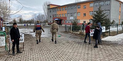 Kars'ta “Huzurlu Okul ve Huzurlu Sokaklar” uygulaması yapıldı