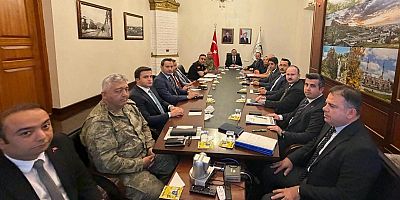 Kars’ta İl Güvenlik ve Asayiş Koordinasyon Toplantısı Gerçekleştirildi 