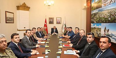 Kars'ta İl Güvenlik ve Asayiş Toplantısı Gerçekleştirildi