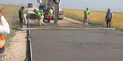 Kars'ta Kırsalda Yol Çalışmaları Aralıksız Sürüyor