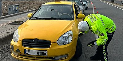 Kars’ta Kış Lastiği Denetimleri Aralıksız Devam Ediyor