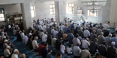 KARS'TA, KUTLU ZAFER İÇİN HATİMLER OKUNDU, DUALAR EDİLDİ