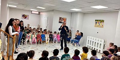 Kars’ta miniklere polislik tanıtıldı