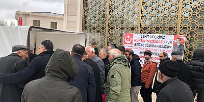 Kars’ta Muhsin Yazıcıoğlu hayrına 10 bin kişilik lokma dağıtıldı