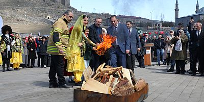 Kars'ta Nevruz Bayramı kutlandı