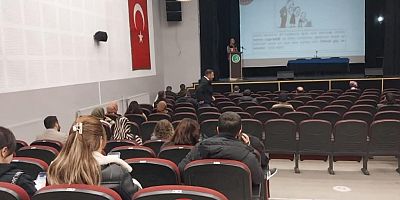 Kars'ta Okul İdarecileri ve Rehber Öğretmenlere Bilgilendirme yapıldı