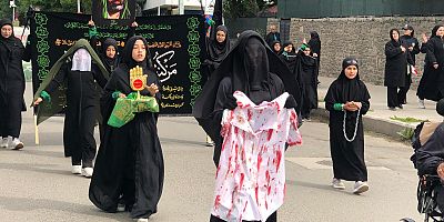 Kars'ta On Binler Hz. Hüseyin'i Yıldönümünde dualar ve mersiyelerle andı