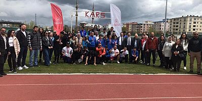 Kars’ta Özel Sporcular İçin Atletizm Şampiyonası Düzenlendi