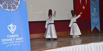 Kars’ta ”Peygamberimiz, İman ve İstikamet” konulu konferans verildi