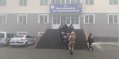 Kars'ta PKK/KCK propagandası yapan 5 kişi yakalandı