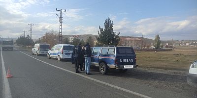 Kars'ta polislerden asayiş uygulaması