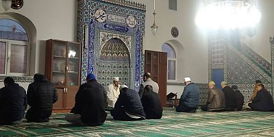 Kars'ta sabah namazı buluşmaları geleneği devam ediyor