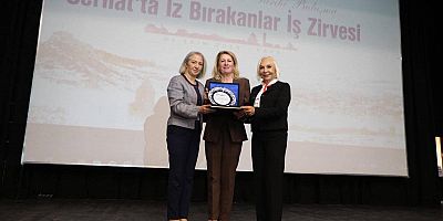 Kars’ta “Serhat’ta İz Bırakanlar İş Zirvesi” Gerçekleştirildi