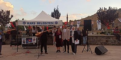 Kars’ta “Sözün ve Sazın İzinde: Âşıklar ve Şairler Şöleni” Düzenlendi