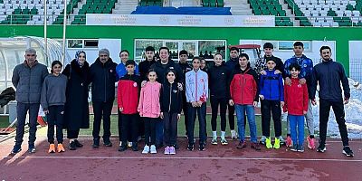 Kars'ta spor okulları atletizm antrenmanları devam ediyor