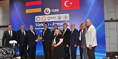 Kars’ta Tarihi Zirve: Türk ve Ermeni İş Dünyası Ekonomik İş Birliği İçin Bir Araya Geldi