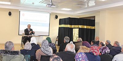 Kars'ta Umre Yolcularını bilgilendirme semineri düzenlendi
