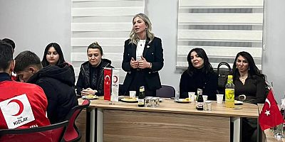 Kars’ta Üniversite Öğrencilerine “Anne Eli” Değen İftar Sofrası