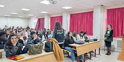 Kars’ta Üniversite Öğrencilerine Tütün Bağımlılığı Eğitimi Verildi