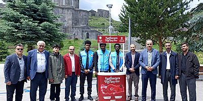 Kars'ta, vekaletle Kurban stantları tanıtıma devam ediyor