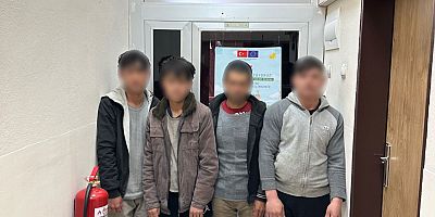 Kars’ta yakalanan göçmenler, Geri Gönderme Merkezine teslim edildi