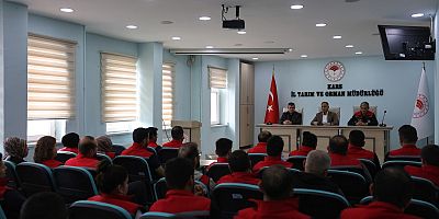 Kars Tarım Müdürlüğü’nde Veteriner Hekimlerle Toplantısı Yapıldı