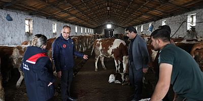 Kars Tarım Müdürü Aydın, Bayraktar köyü’nde üreticilerle buluştu