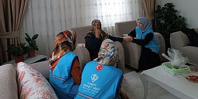 KARS, TDV GENÇLİKTEN YAŞLILARA ZİYARET