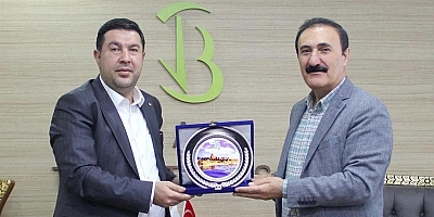 Kars TSO Başkanı Kadir Bozan Van'a gitti