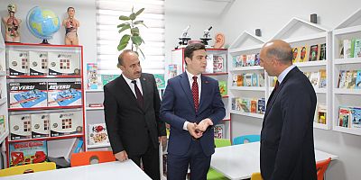 Kars Vali Vekili Hayrettin Güzel, Akıl ve Zeka Oyunları Sınıfını Ziyaret Etti