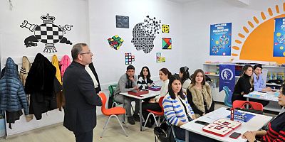 Kars Valisi Polat, kursiyer öğretmenler ile bir araya geldi