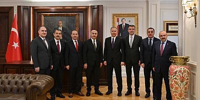 Kars Valisi Türker Öksüz, İçişleri Bakanı Ali Yerlikaya’yı ziyaret etti