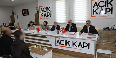 Kars Valisi Ziya Polat, Halk Günü'nde Vatandaşları Dinledi