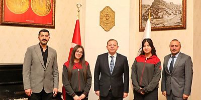 Kars Valisi Ziya Polat, okul dergisine röportaj verdi