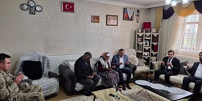 Kars Valisi Ziya Polat şehit ailesini yalnız bırakmadı