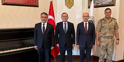 Kars Valisi Ziya Polat, Teftiş Heyetini Makamında Ağırladı