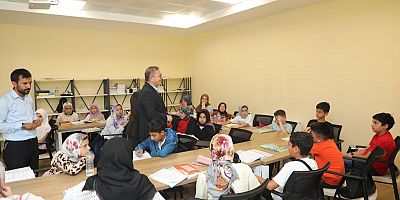 Kars Valisi Ziya Polat, Yaz Kur'an Kursu Öğrencileriyle Buluştu