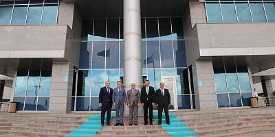 Kars ve Ardahan Rektörlerinden Iğdır Rektörü Ekrem Gürel’e Ziyaret